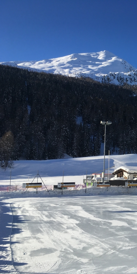 Curling & Eislaufen im Val Müstair